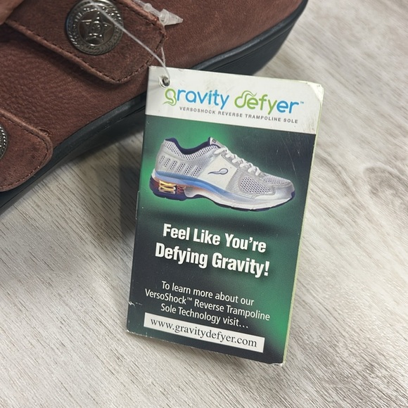 Gravity Defyer Mary Jane Shoes | Brown Two-Tone Leather Comfort Slip-On | 10 NWT - Picture 2 of 13